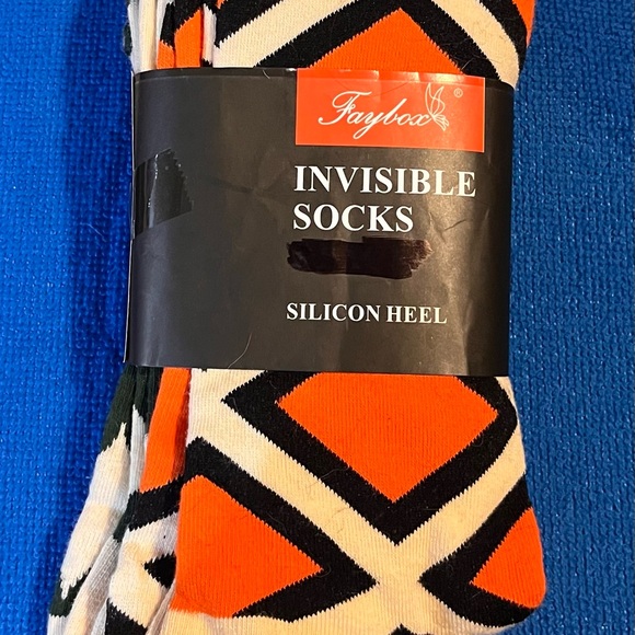 Faybox - Geometric Pattern Invisible Socks - Multicolor - Picture 3 of 4